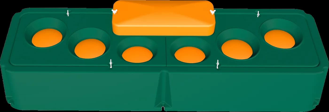Insulated drinker 180 cm, covered